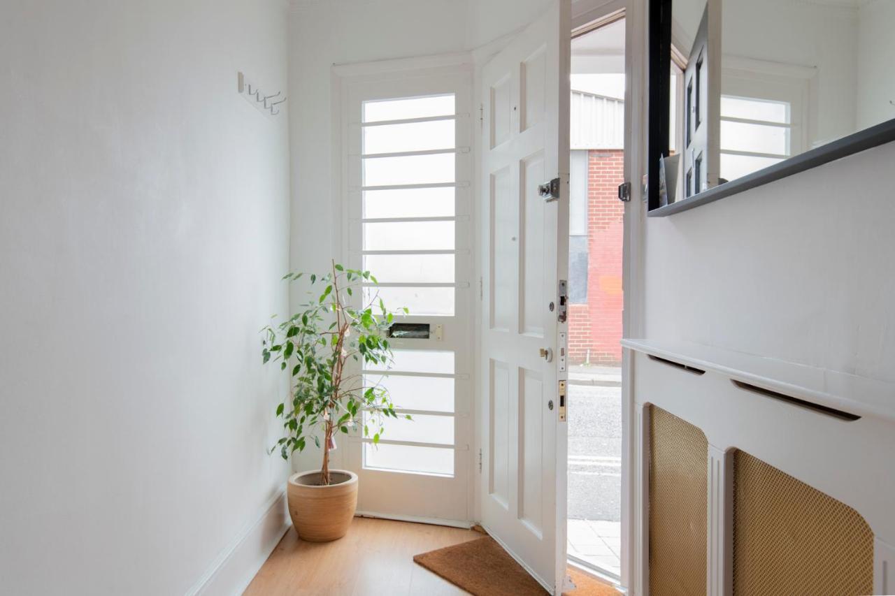 Fantastic 3 Bed Brighton House- Sleeps 6- Superfast Wifi And Garage Lägenhet Exteriör bild