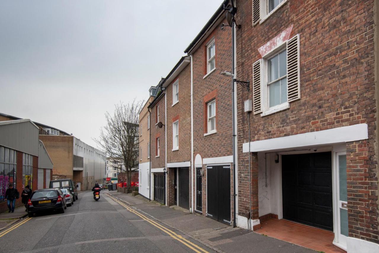 Fantastic 3 Bed Brighton House- Sleeps 6- Superfast Wifi And Garage Lägenhet Exteriör bild