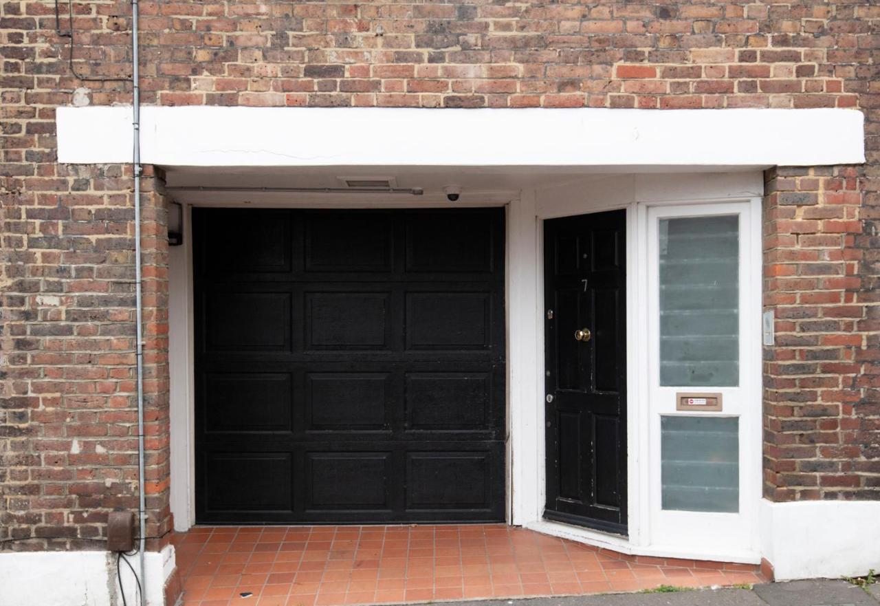 Fantastic 3 Bed Brighton House- Sleeps 6- Superfast Wifi And Garage Lägenhet Exteriör bild